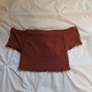 Cropped Off the shoulder ruched top